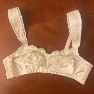 Vintage WonderBra 36B Bra Butter Cup Yellow Lace